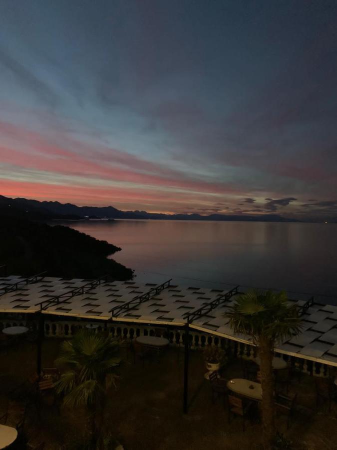 Il Tramonto Hotel Široka Exterior foto
